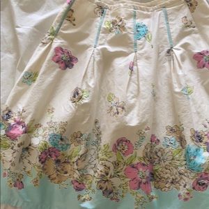 Floral Pleated Skirt
